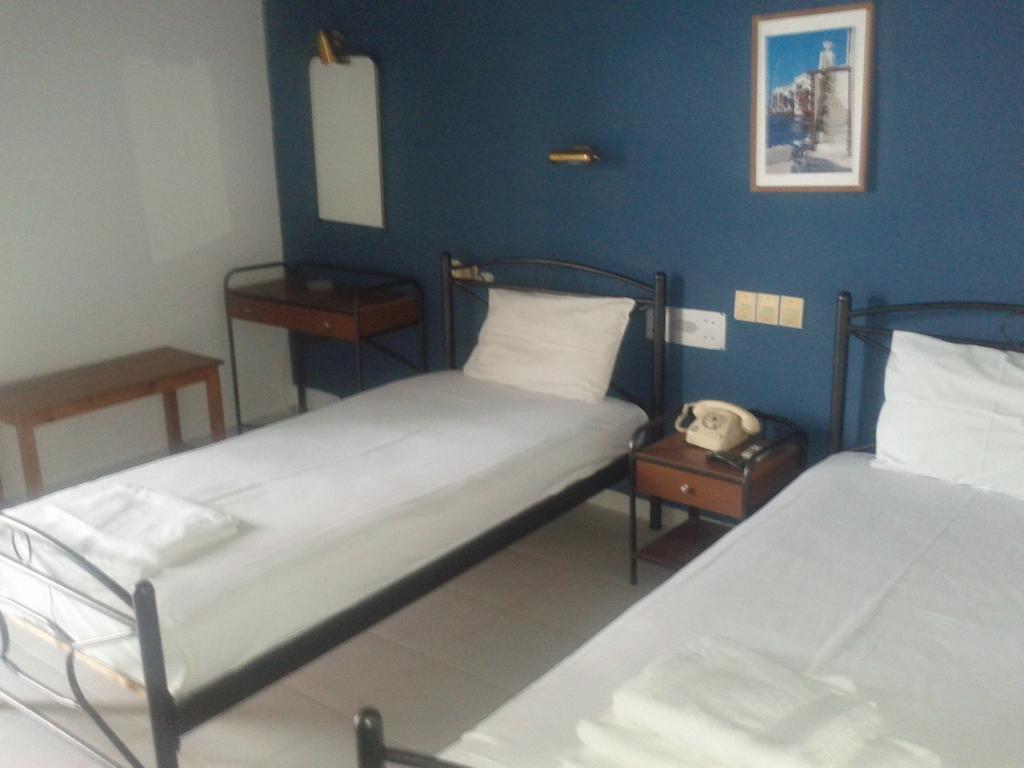 Hotel Tainaro Loutra Edipsou  Zimmer foto